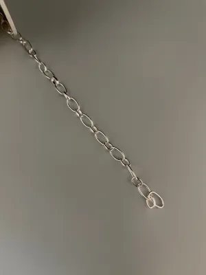 3 Feet of Chain. Oval Links Round Alternated with oval Link half round wire 0.9mm  Chain and E-Coated Chain. Size:6105-4,9X7,02 | CHN149SS