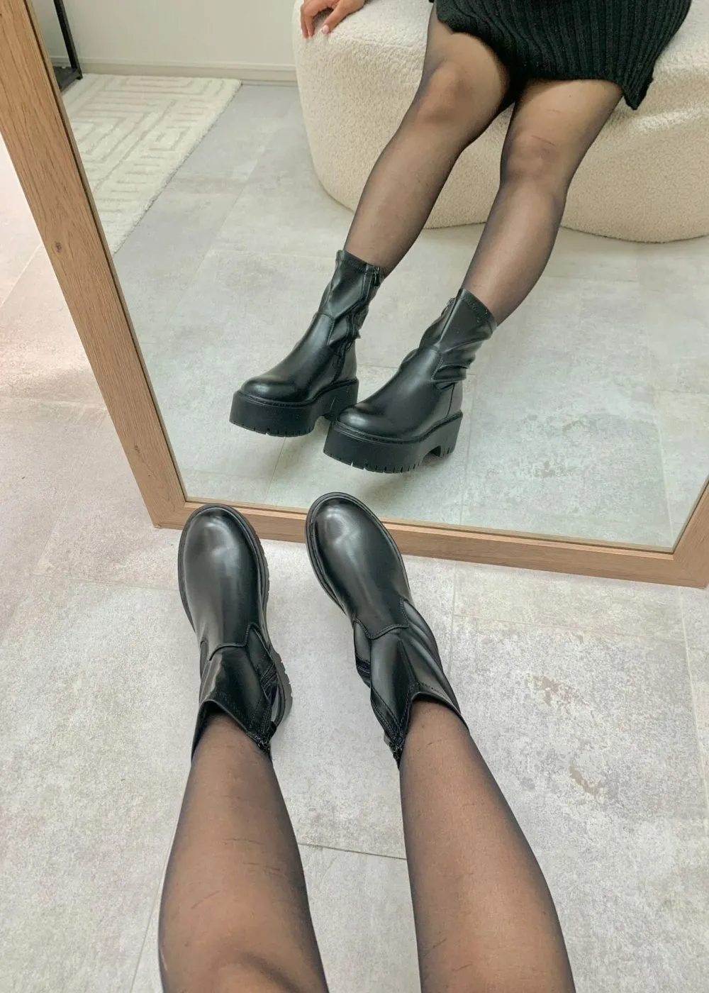 Elsa | Stylish Black Boots