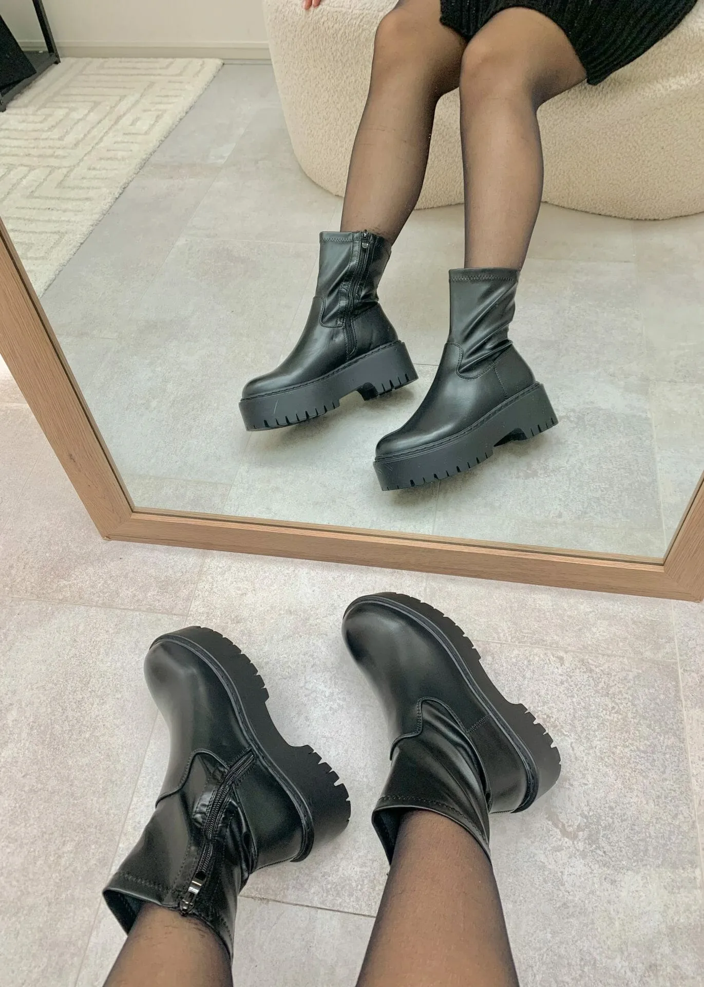 Elsa | Stylish Black Boots