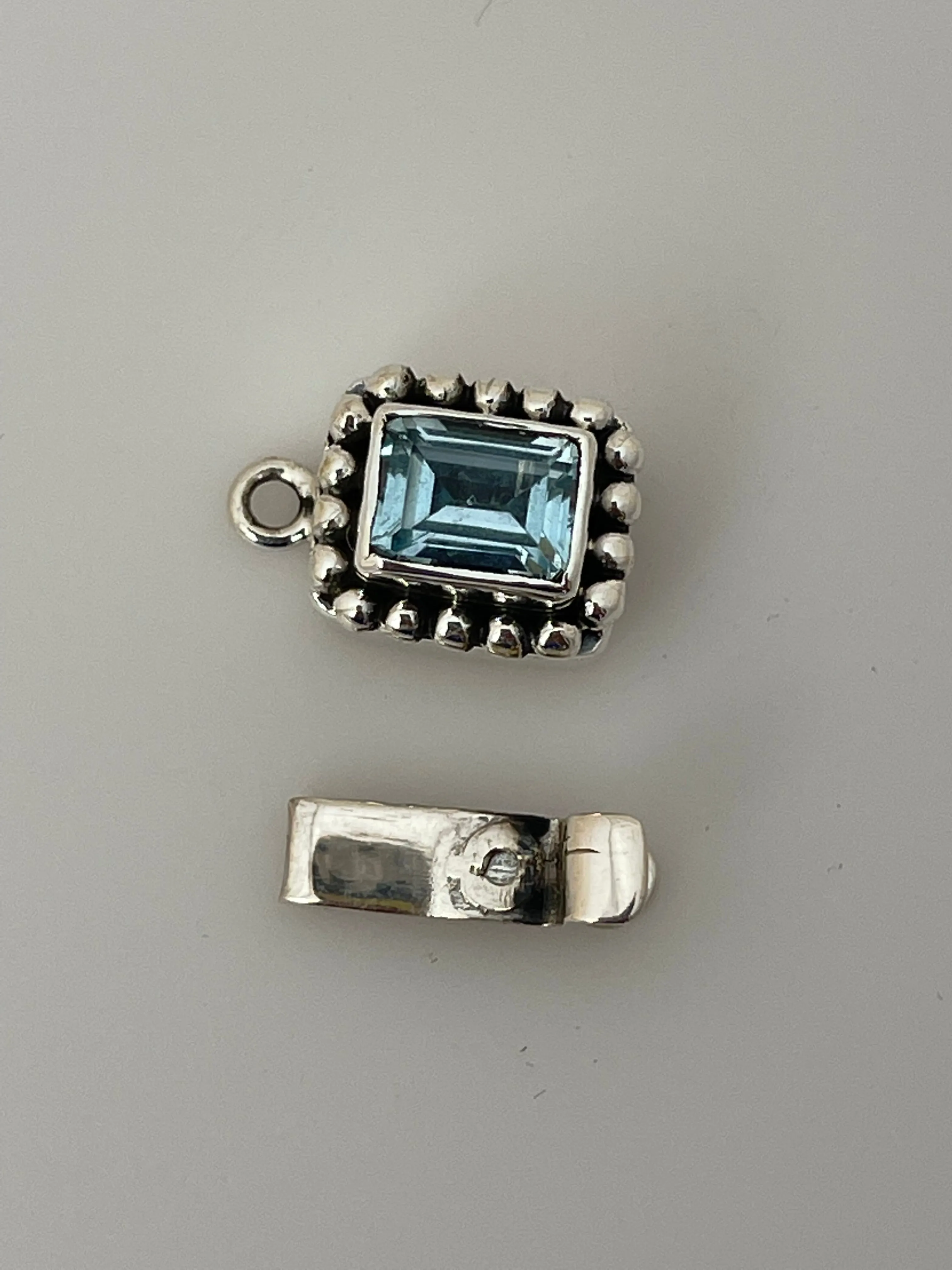 Sterling Silver Clasp Blue Topaz, Smoky, Amethyst, Citrine ,Garnet ,Green Onyx, Black Onyx,Moonstone One Pcs Clasp  Size: 12mmX10mm | C26SS