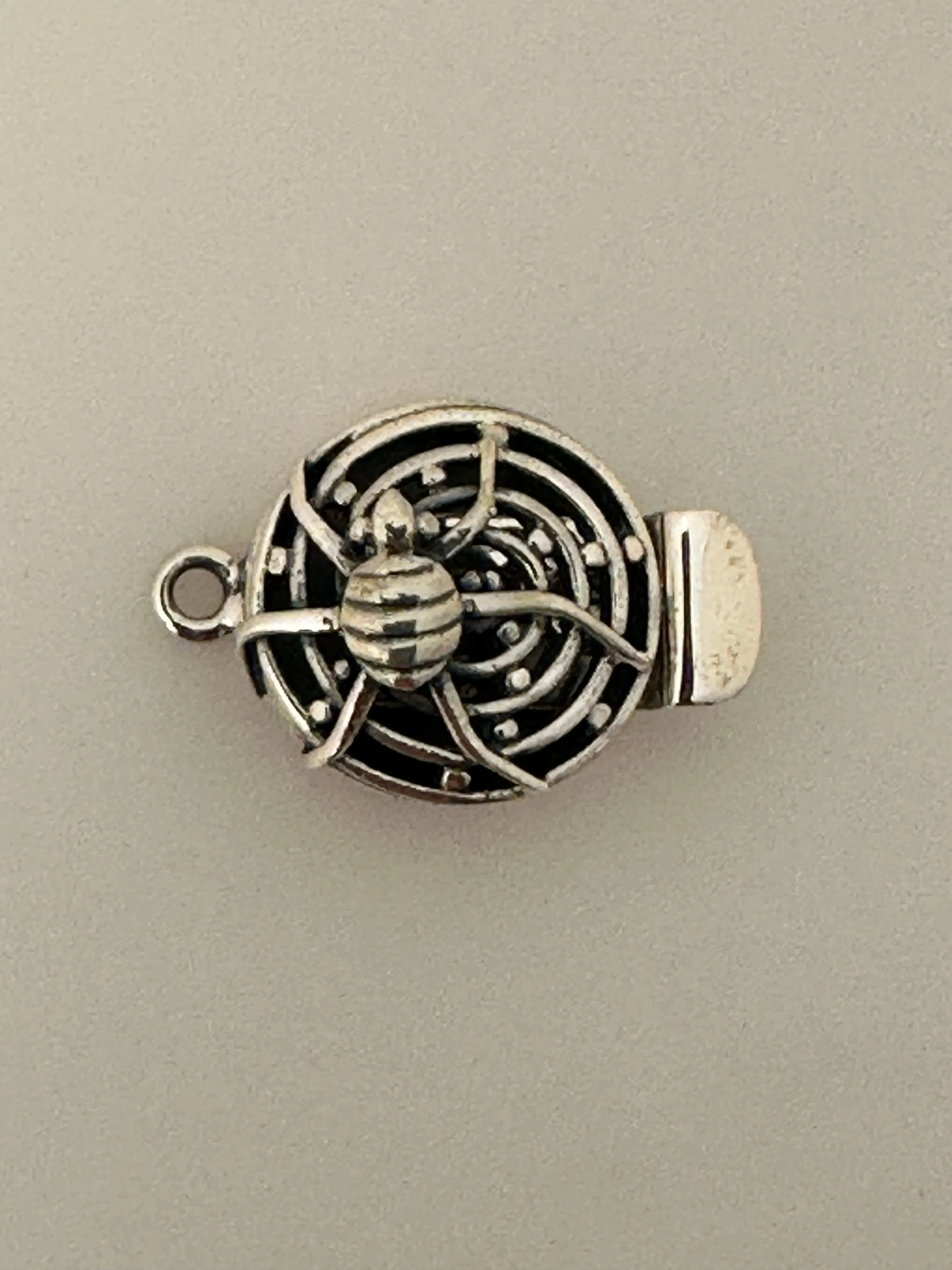 Sterling Silver Spider Clasp/Box Silver  One pcs Size :26mmX17mm C9SS