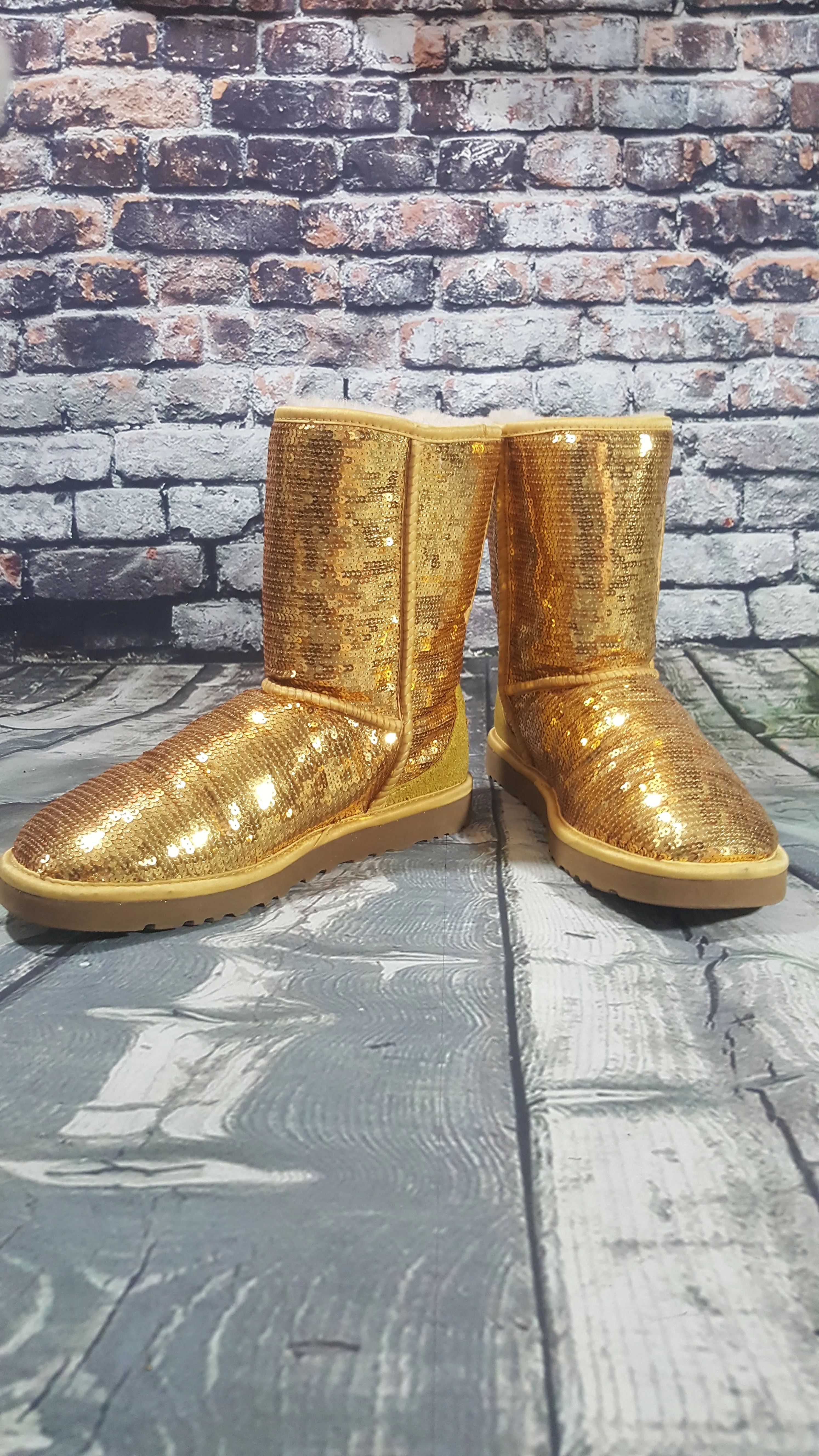 UGG  - Stylish  Gold Boots